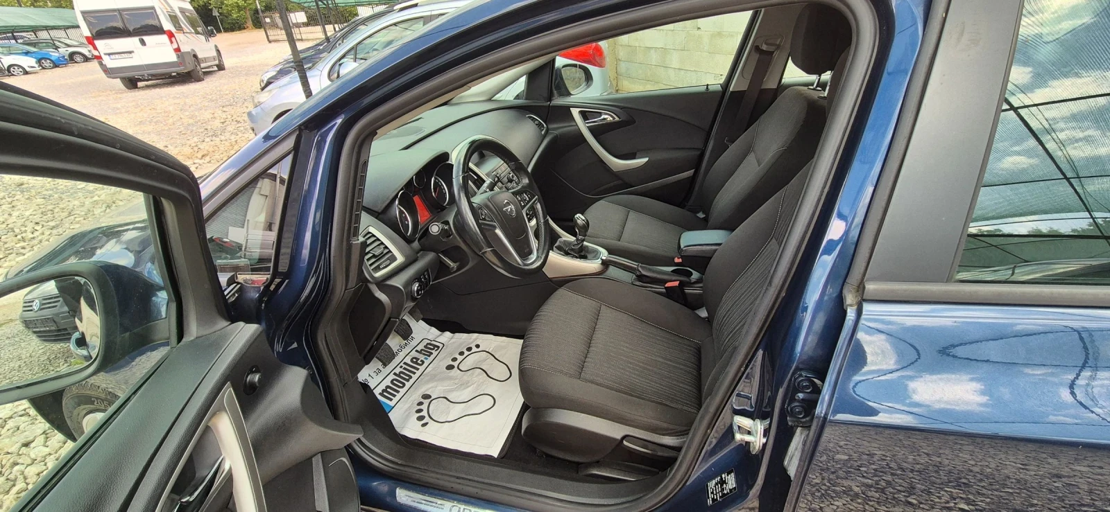 Opel Astra 1.4, снимка 13 - Автомобили и джипове - 55171818