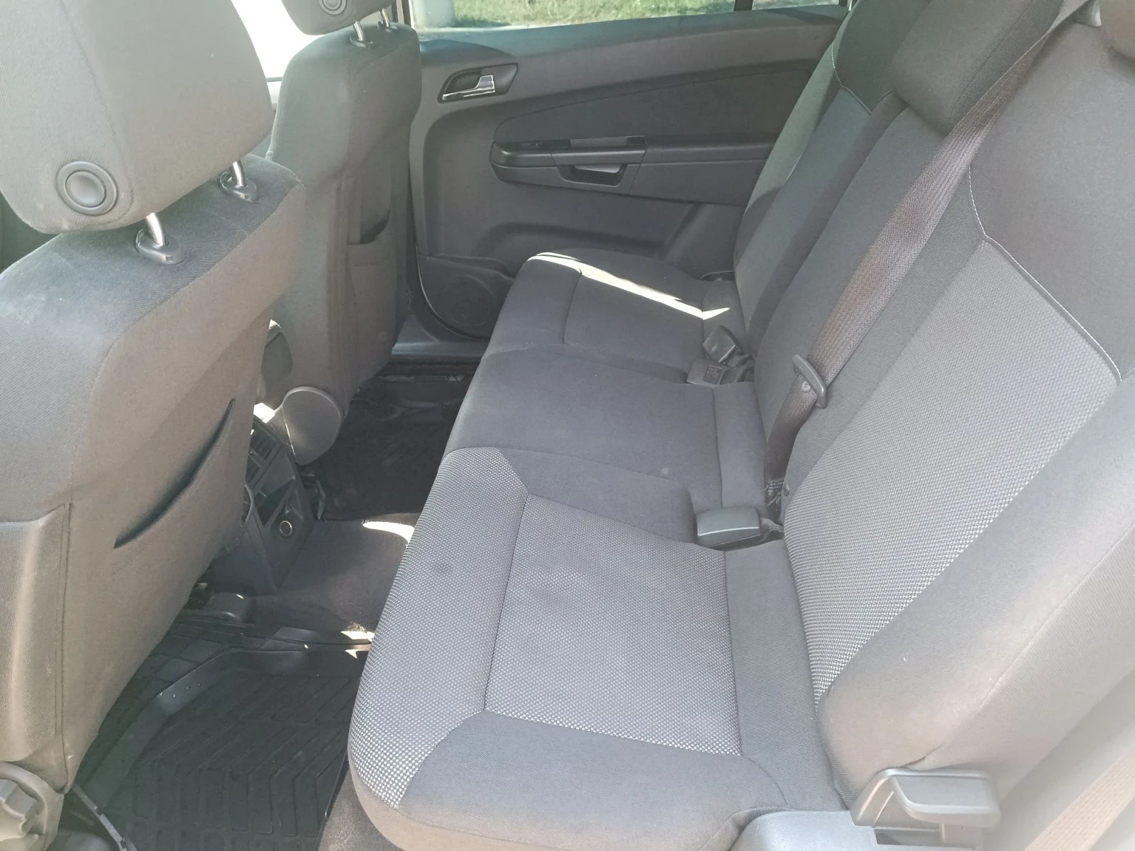 Opel Zafira  1.6 CNG Turbo 150hp, снимка 13 - Автомобили и джипове - 55606579