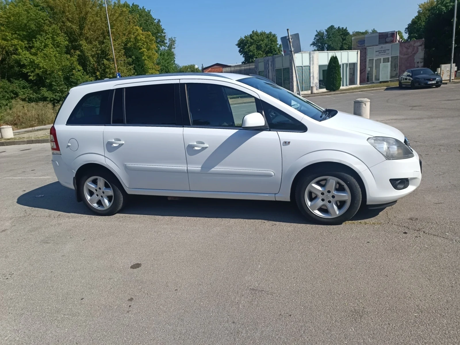 Opel Zafira  1.6 CNG Turbo 150hp, снимка 3 - Автомобили и джипове - 55606579