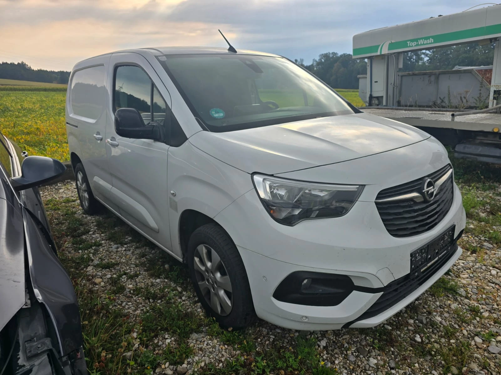 Opel Combo 1.5TDI-AВТОМАТ, снимка 4 - Автомобили и джипове - 55687665
