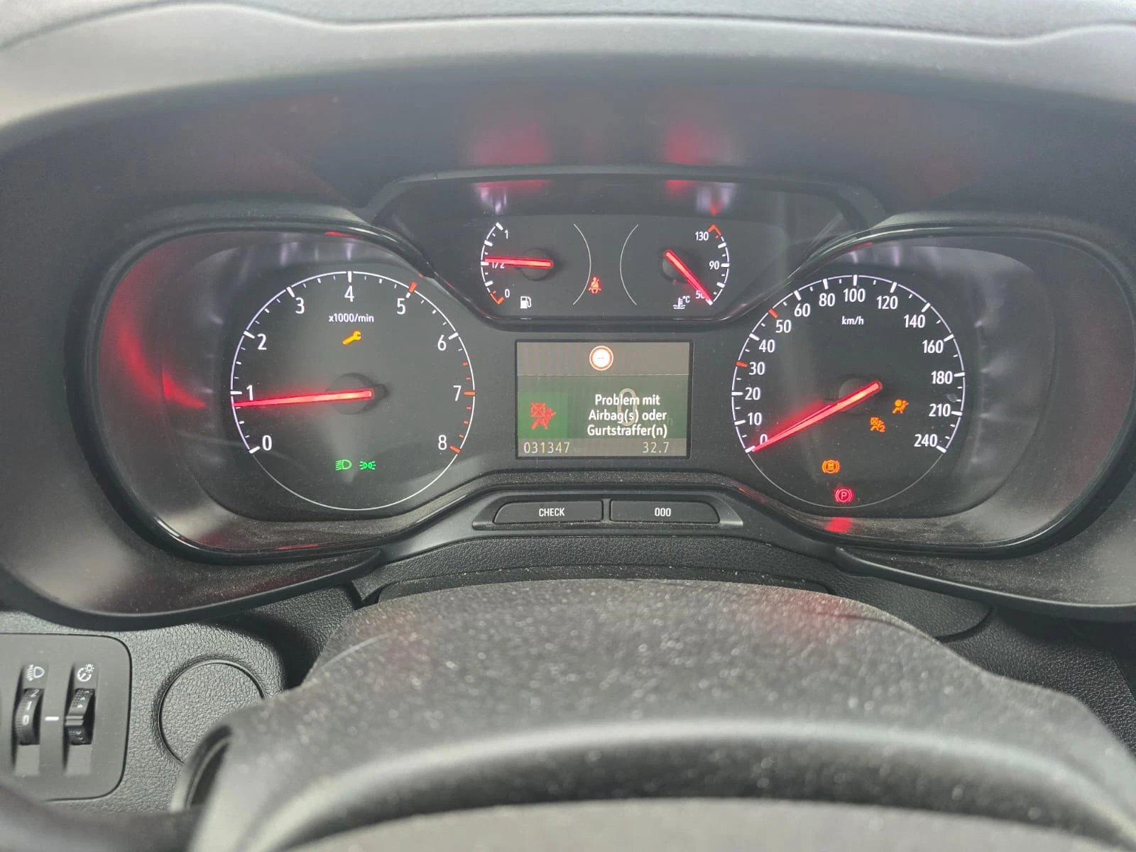 Opel Combo 1.5TDI-AВТОМАТ, снимка 7 - Автомобили и джипове - 55687665