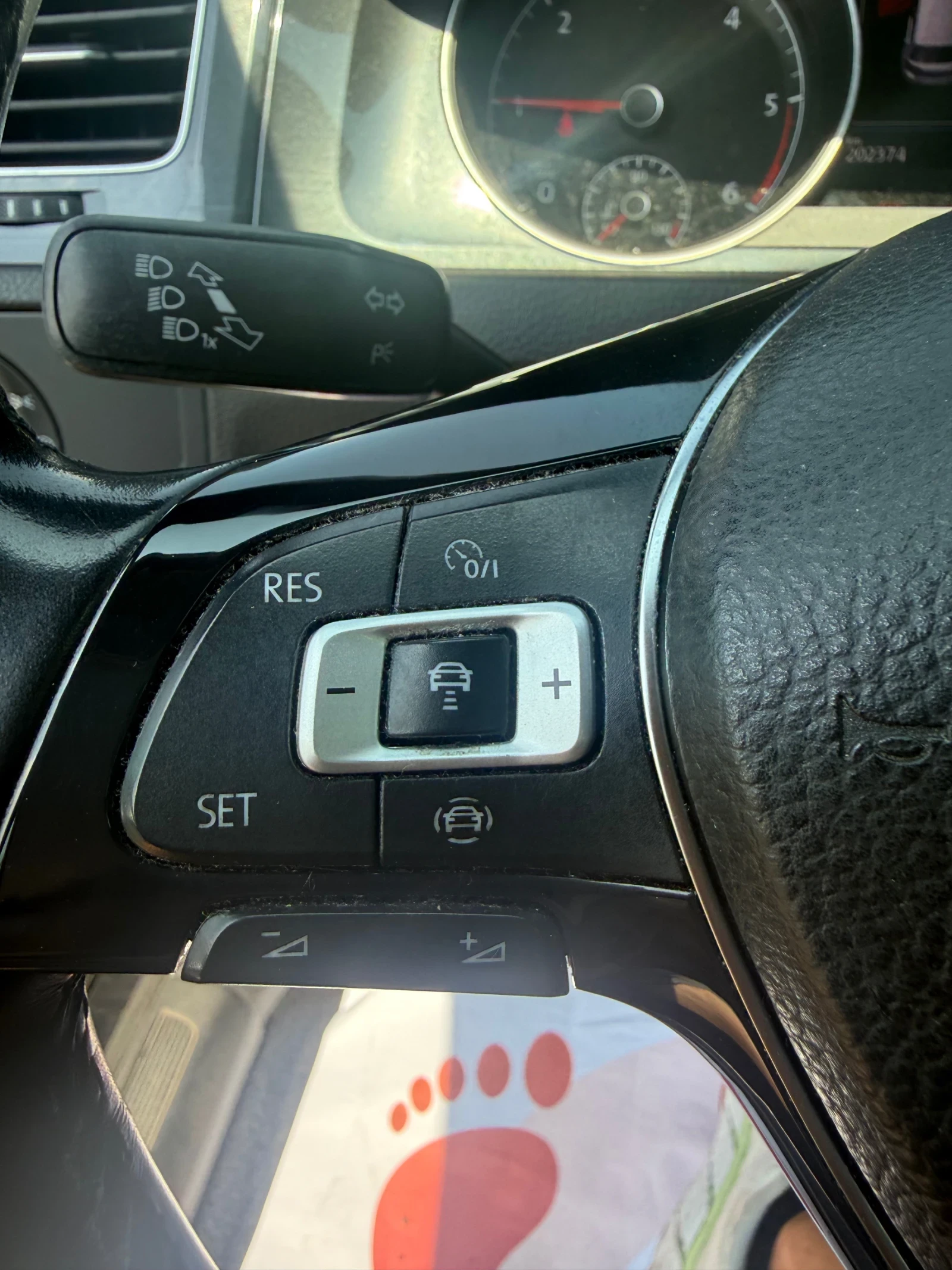 VW Golf 7.5 2.0tdi 150hp Дистроник , снимка 11 - Автомобили и джипове - 55702630