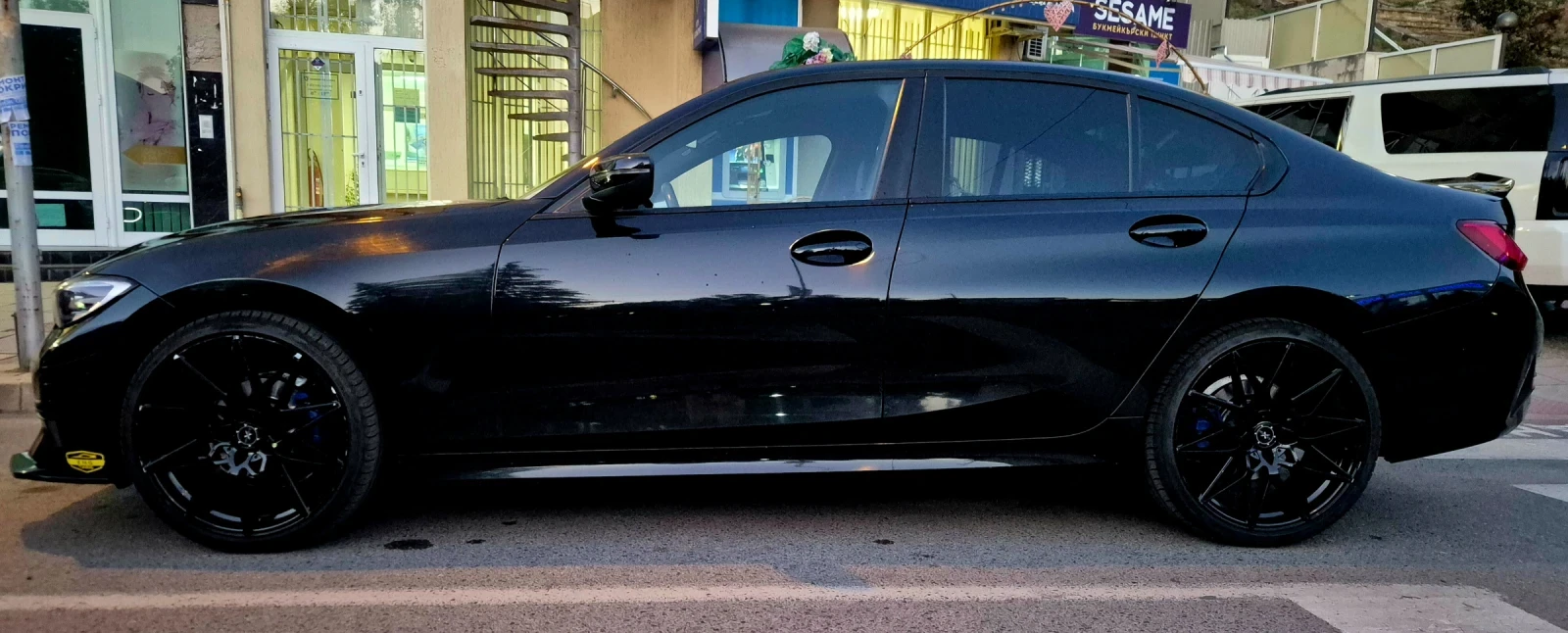 BMW 320, снимка 9 - Автомобили и джипове - 55729512