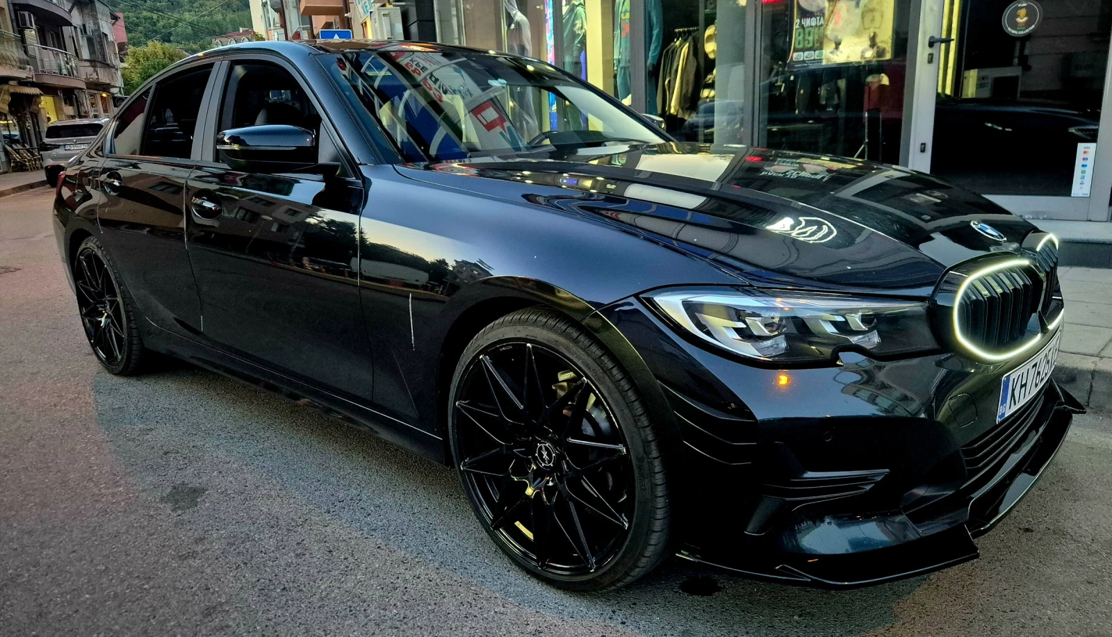 BMW 320, снимка 17 - Автомобили и джипове - 55729512