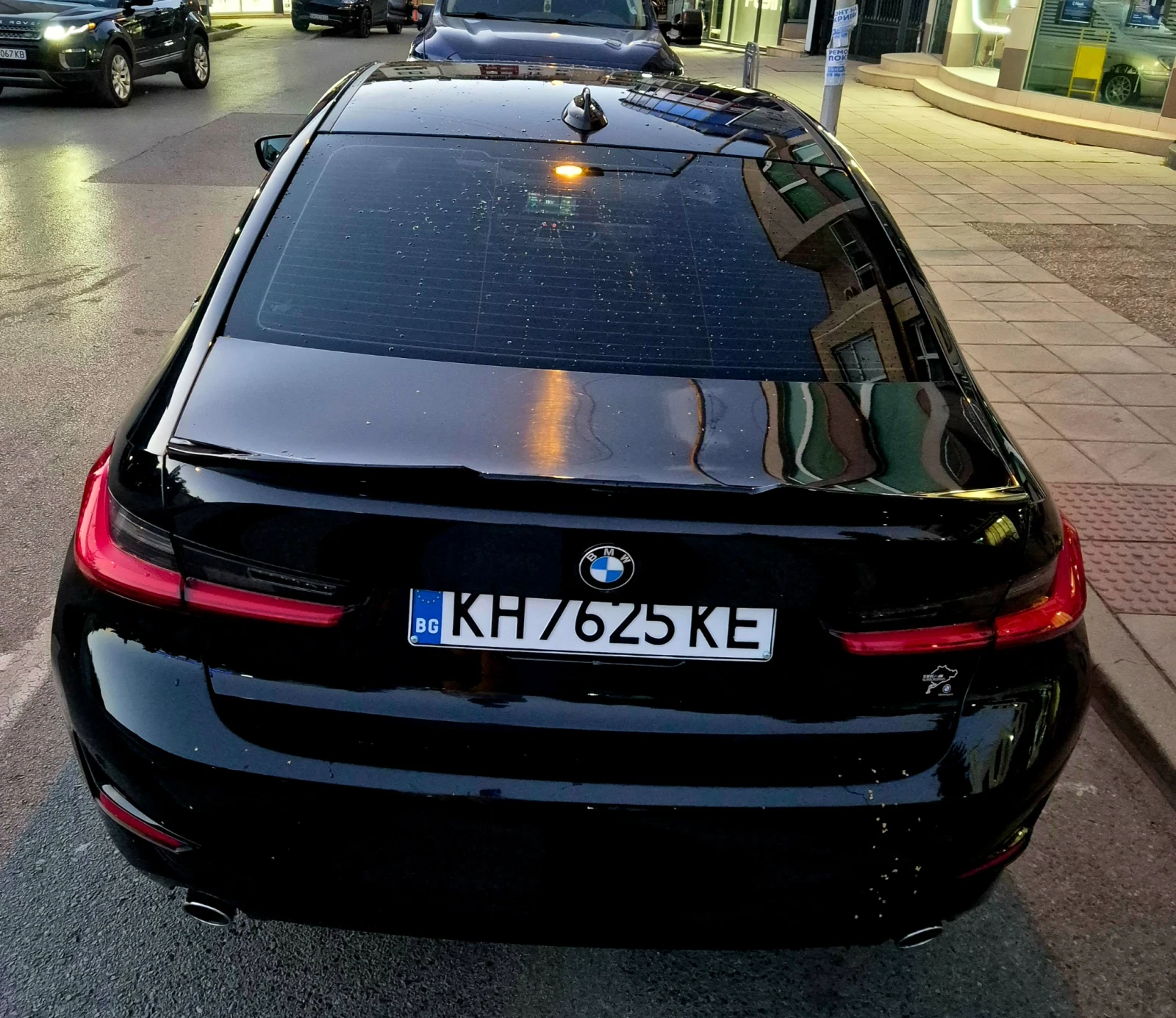 BMW 320, снимка 6 - Автомобили и джипове - 55729512