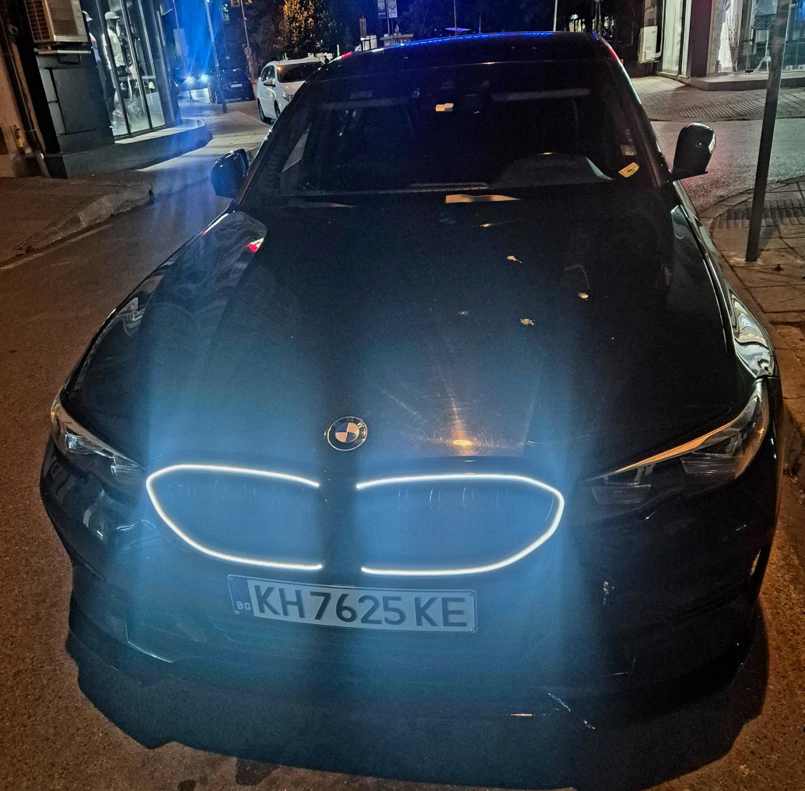 BMW 320, снимка 16 - Автомобили и джипове - 55729512