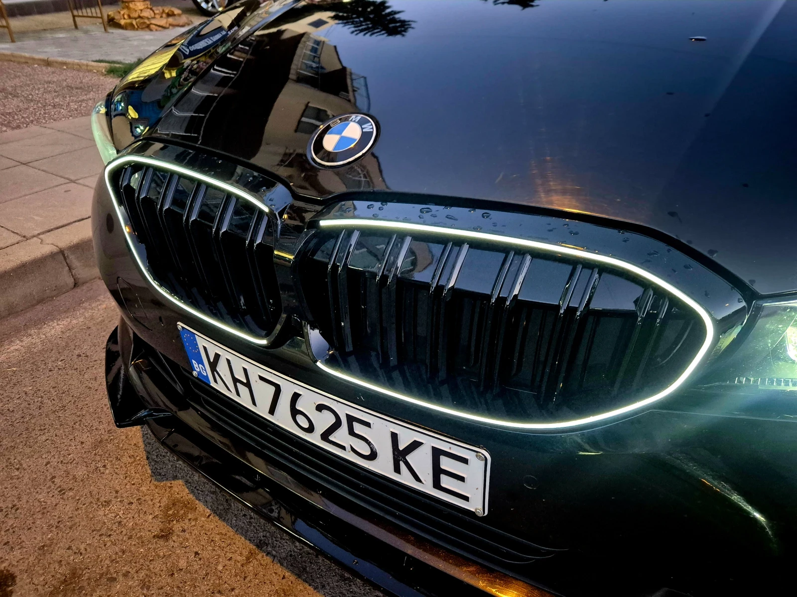 BMW 320, снимка 3 - Автомобили и джипове - 55729512