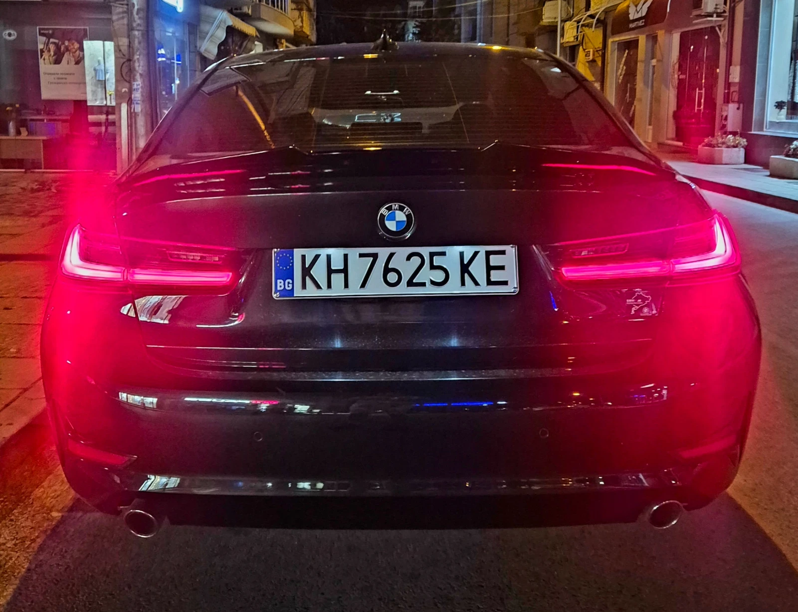 BMW 320, снимка 17 - Автомобили и джипове - 55729512