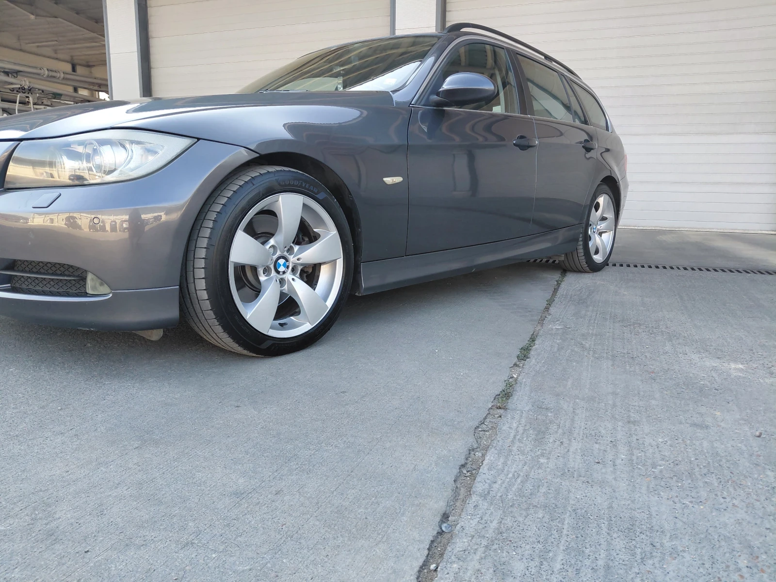 BMW 325 Е91, снимка 5 - Автомобили и джипове - 55796395