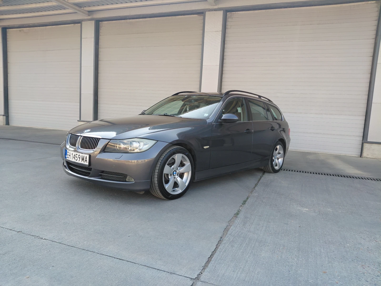 BMW 325 Е91, снимка 2 - Автомобили и джипове - 55796395