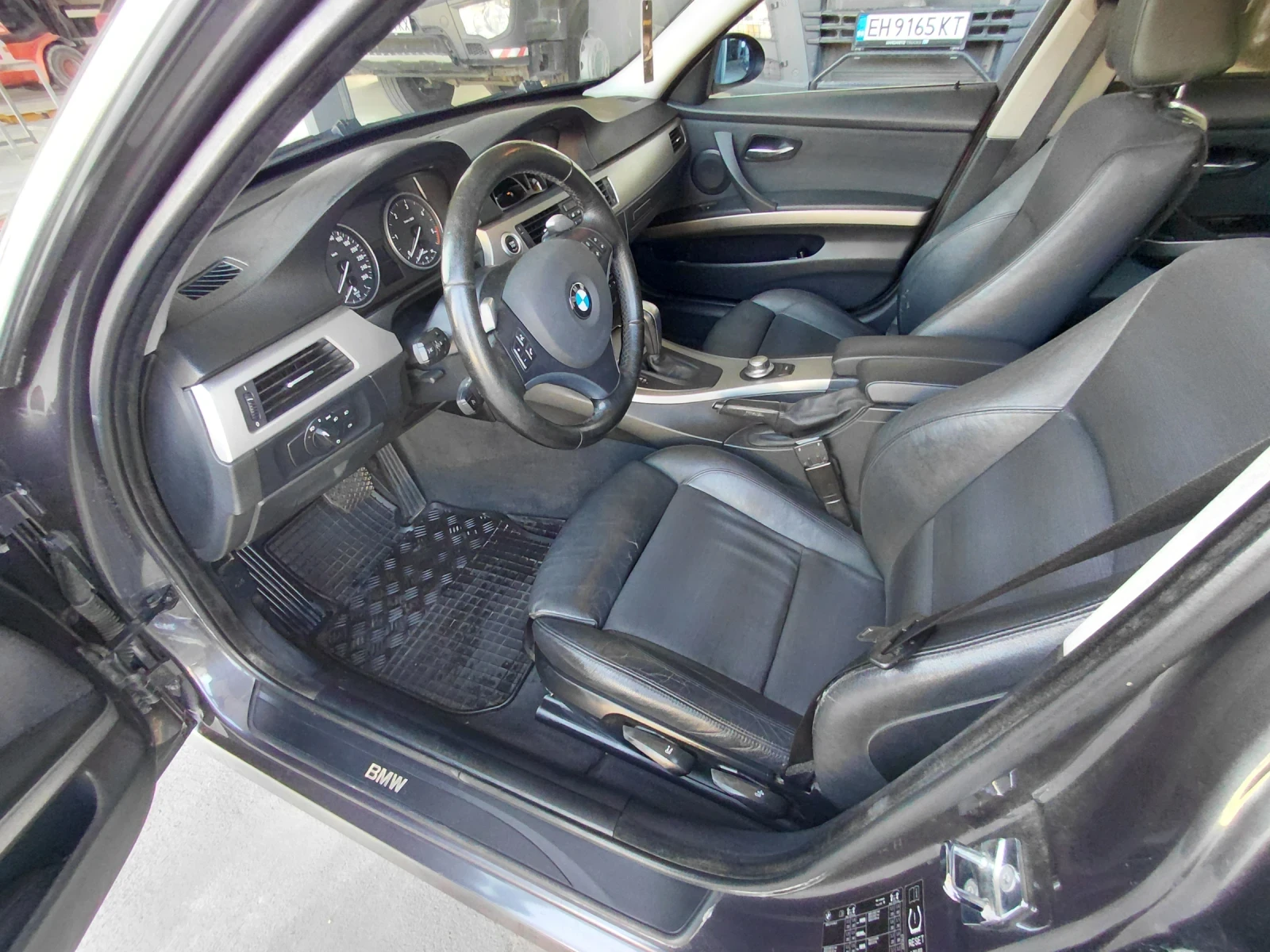 BMW 325 Е91, снимка 14 - Автомобили и джипове - 55796395
