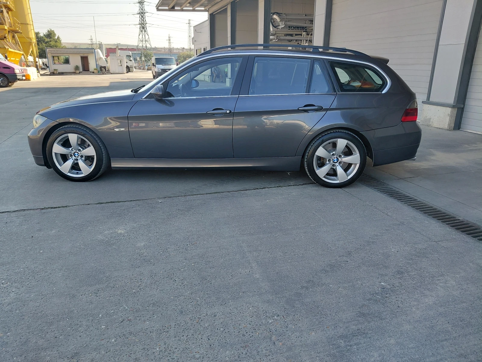 BMW 325 Е91, снимка 6 - Автомобили и джипове - 55796395