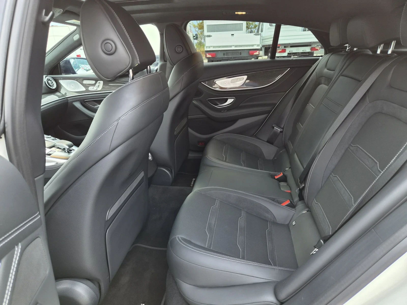 Mercedes-Benz GT 63 S 4MATIC+ , снимка 13 - Автомобили и джипове - 55829925