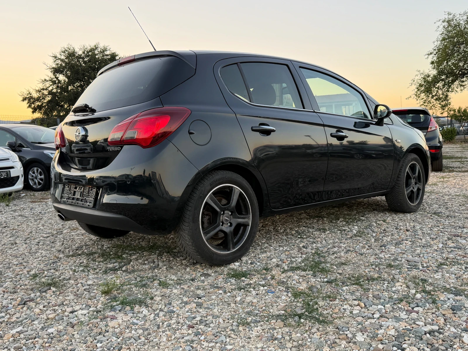 Opel Corsa E Innovation Euro6, снимка 4 - Автомобили и джипове - 55963116
