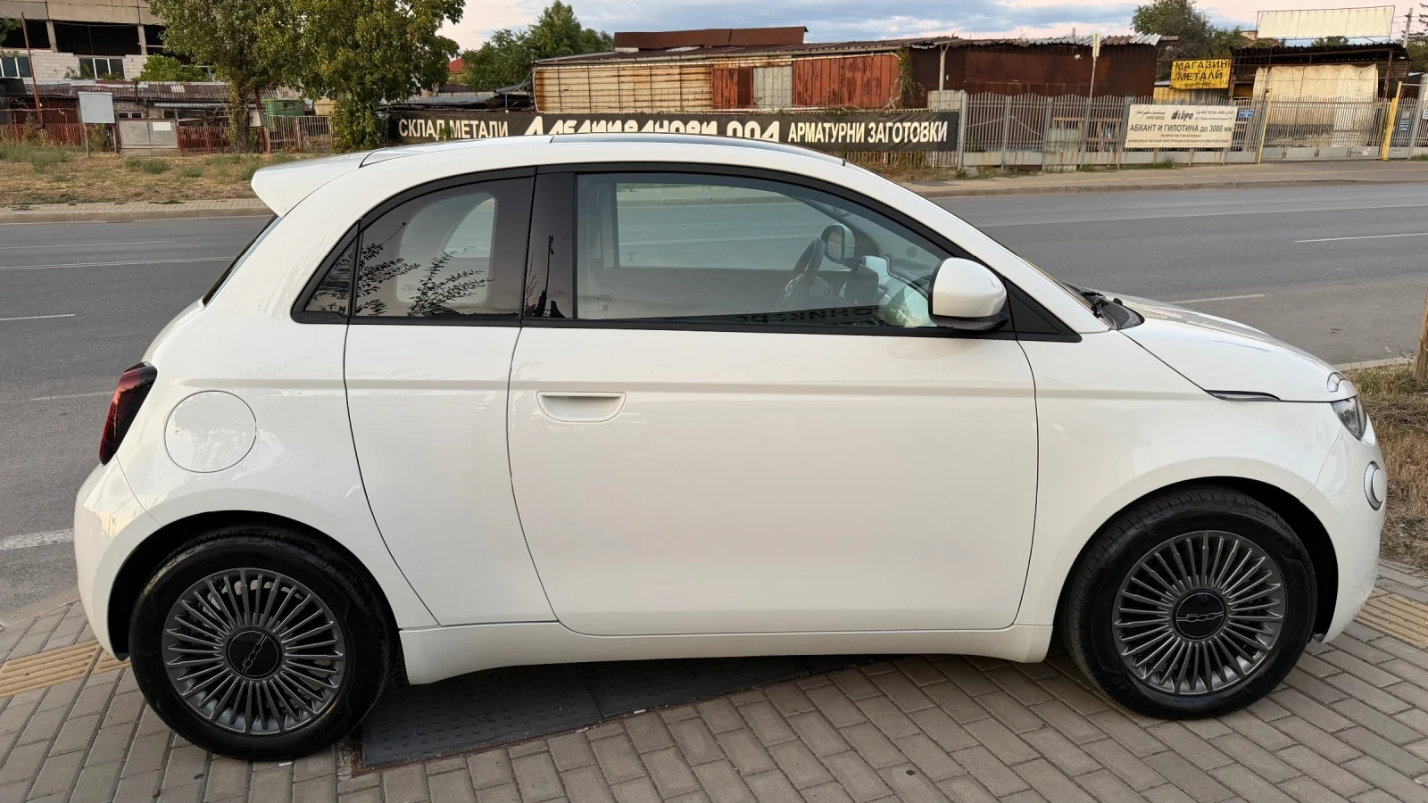 Fiat 500e 43kw LaPrima 3+ 1 Панорама Германия, снимка 6 - Автомобили и джипове - 56060616