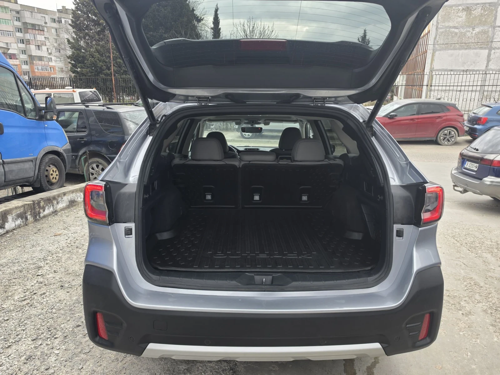 Subaru Outback 2.4Limited XT, снимка 10 - Автомобили и джипове - 56149662