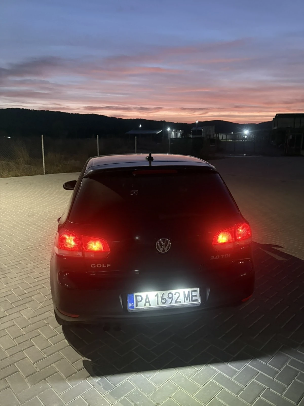 VW Golf, снимка 2 - Автомобили и джипове - 56403045