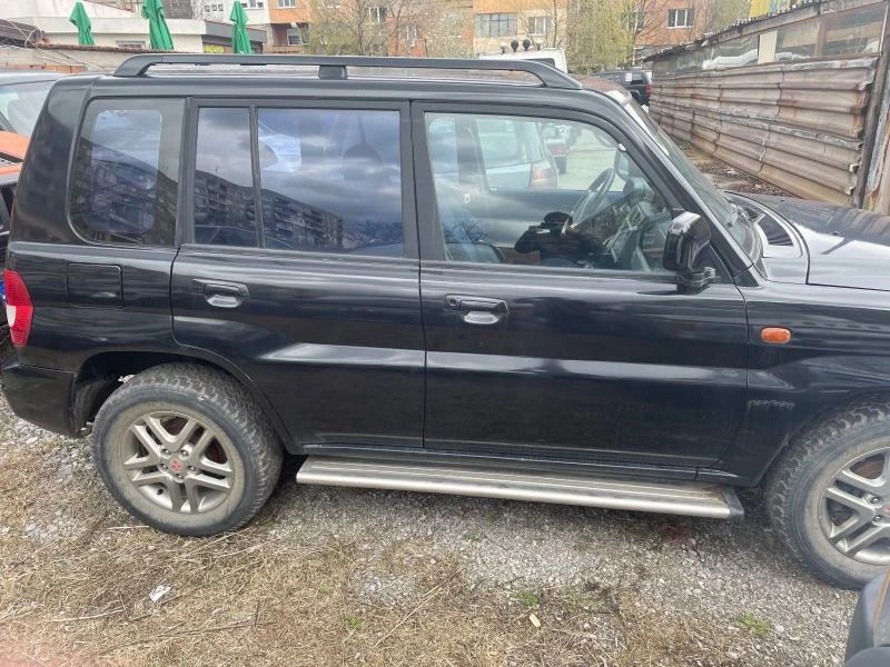 Mitsubishi Pajero pinin АВТОМАТИК + ГАЗ, снимка 2 - Автомобили и джипове - 46426504