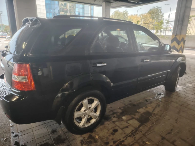 Kia Sorento 2.5, снимка 5 - Автомобили и джипове - 47936077