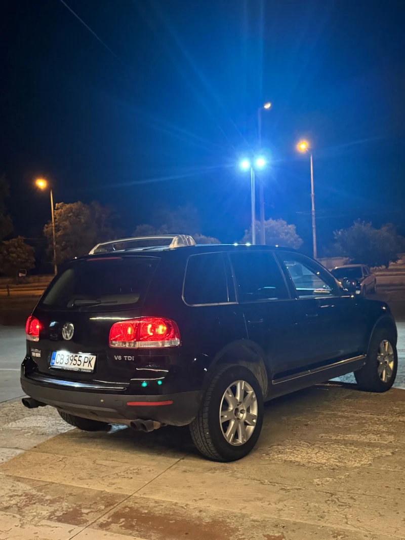 VW Touareg 3.0 TDI V6, снимка 3 - Автомобили и джипове - 52064648