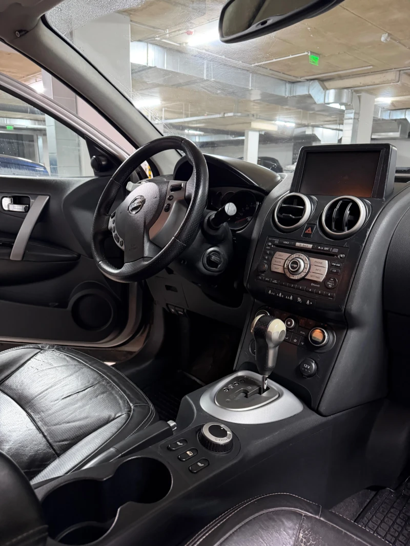 Nissan Qashqai 2.0 4x4, снимка 9 - Автомобили и джипове - 53565821