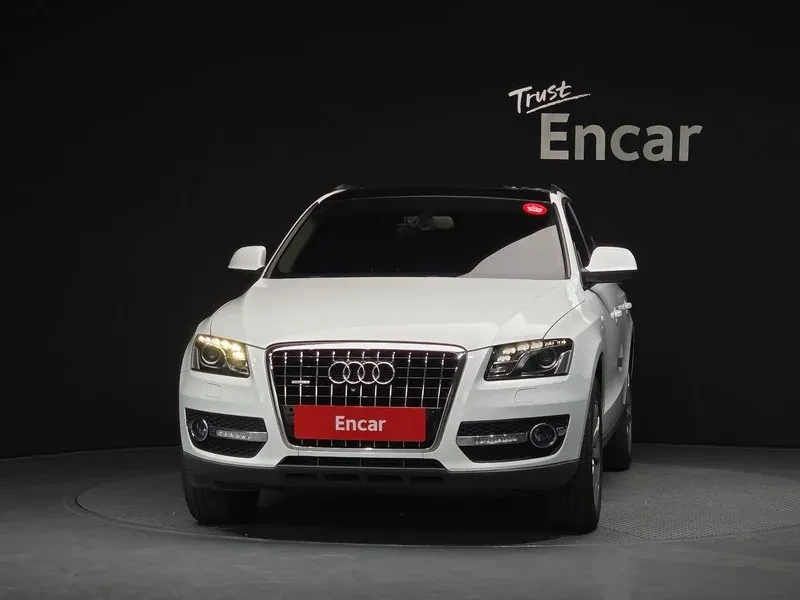Audi Q5, снимка 3 - Автомобили и джипове - 54847250