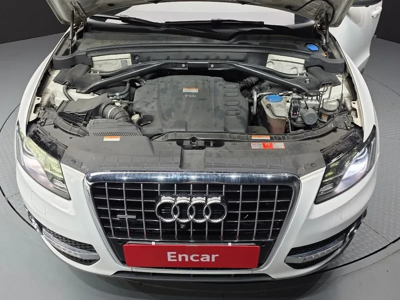 Audi Q5, снимка 6 - Автомобили и джипове - 54847250