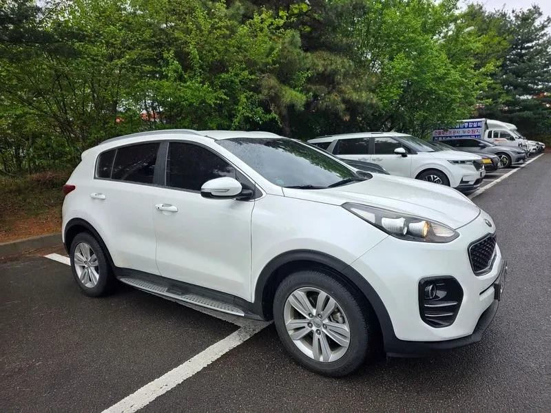 Kia Sportage 4Th Generation Diesel 1.7 2Wd Noblesse, снимка 6 - Автомобили и джипове - 55046774