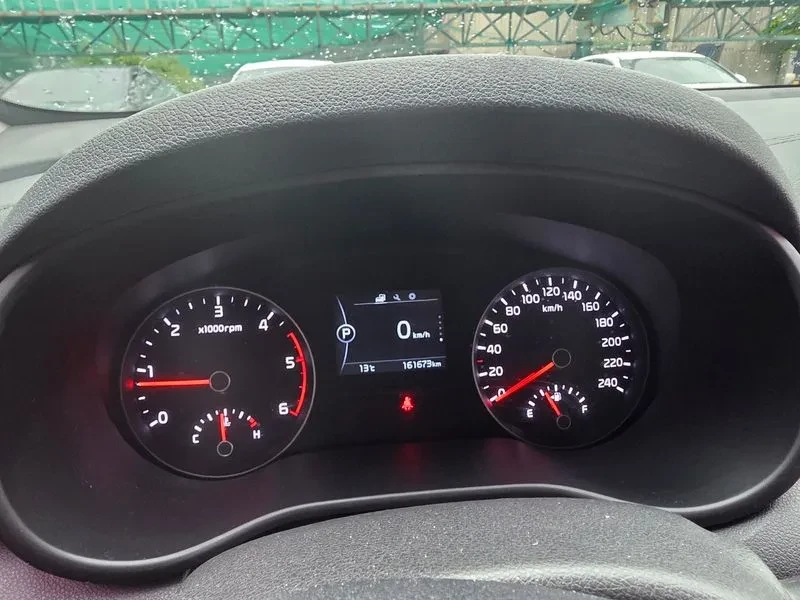 Kia Sportage 4Th Generation Diesel 1.7 2Wd Noblesse, снимка 9 - Автомобили и джипове - 55046774