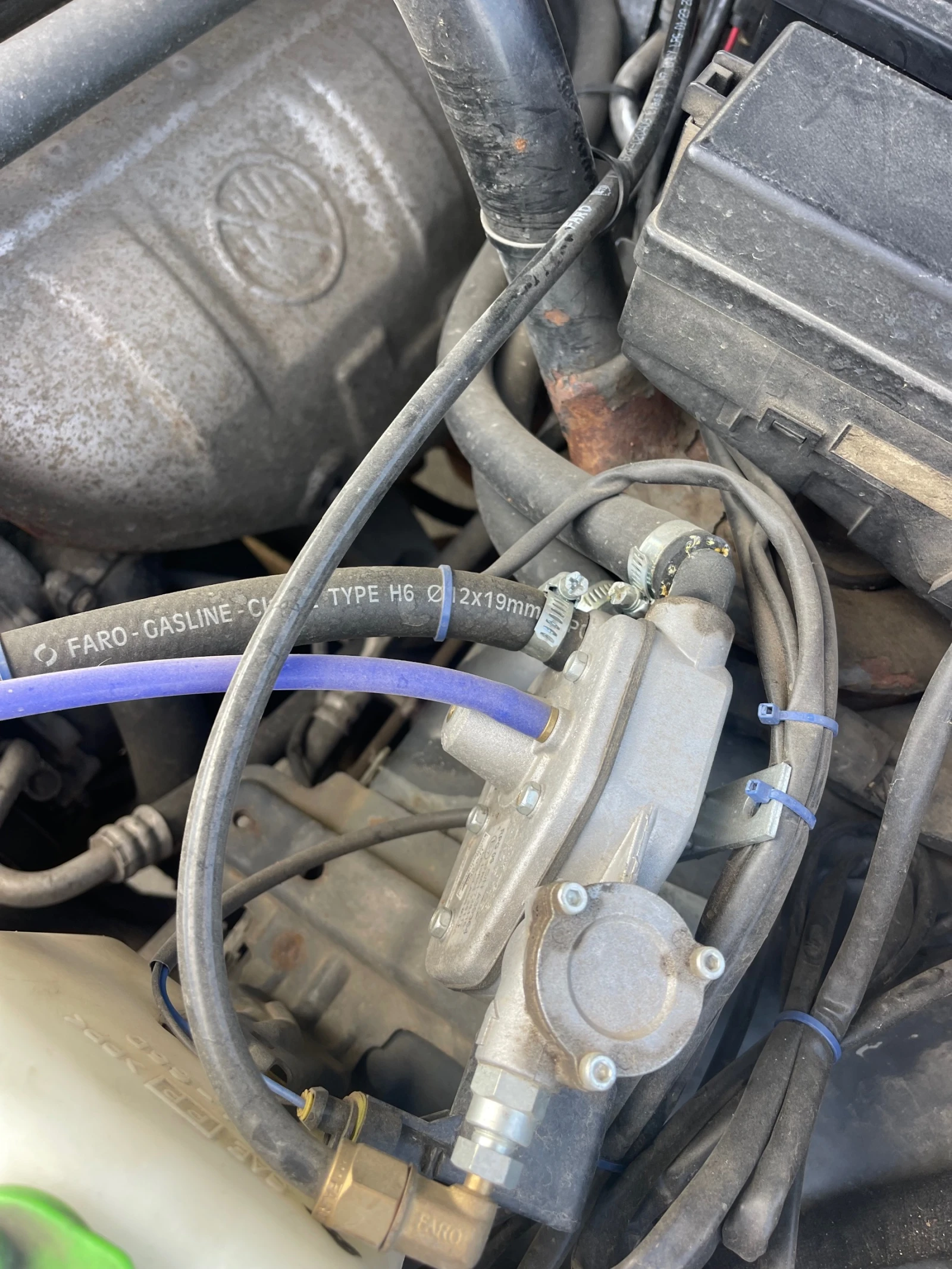 Suzuki Grand vitara 2.0i  | Mobile.bg   13