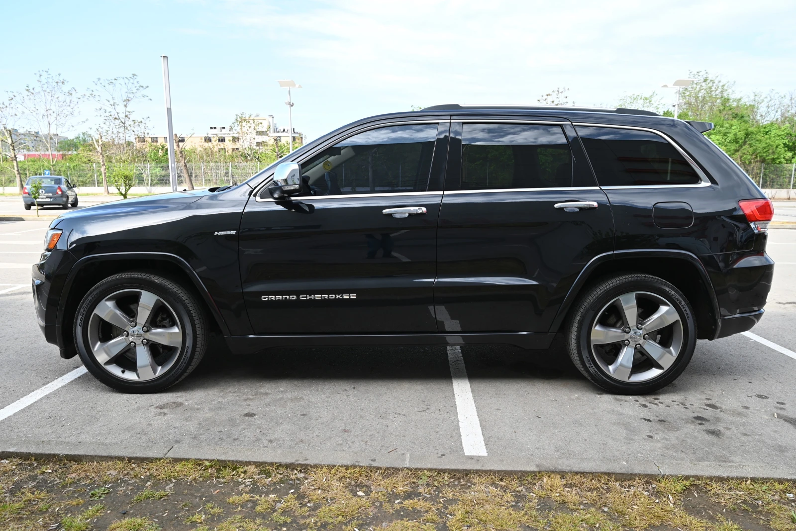 Jeep Grand cherokee Hemi 5.7 Overland - изображение 4