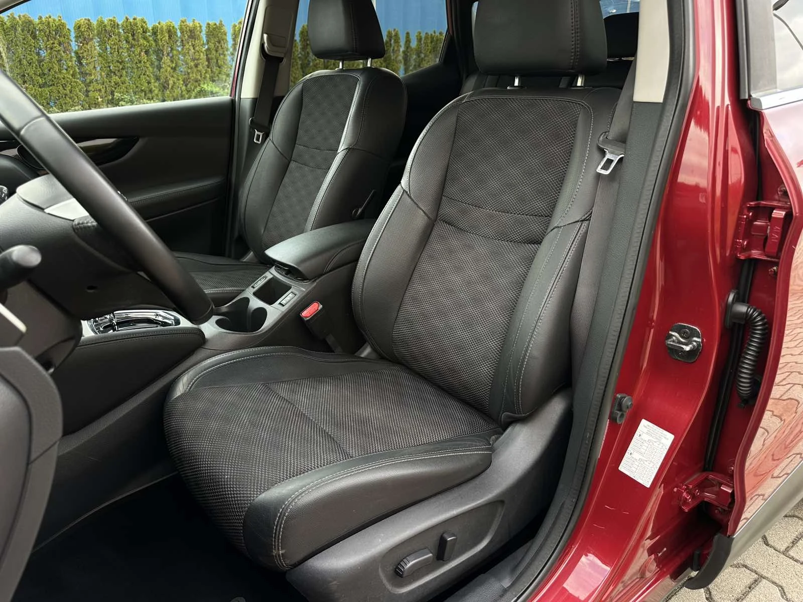 Nissan Qashqai AUTOMATIC - изображение 9