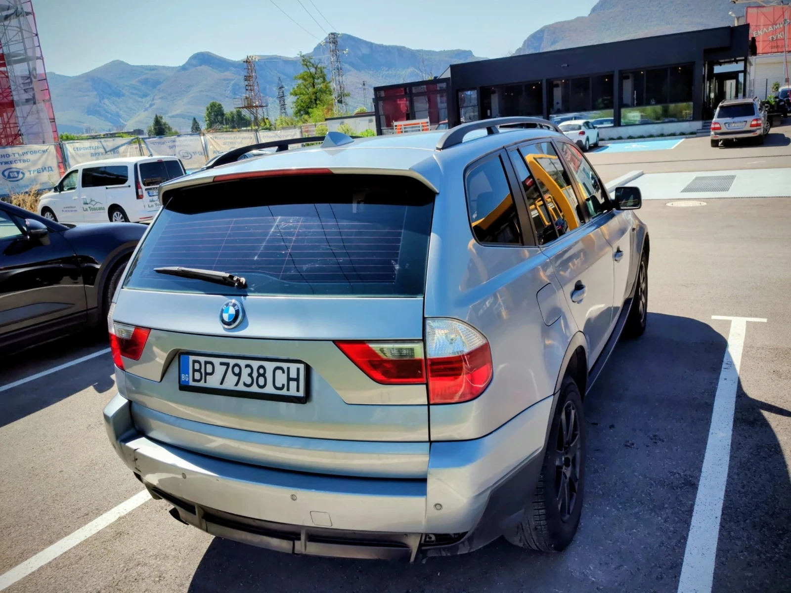 BMW X3 Фейслифт 2.0д - изображение 5