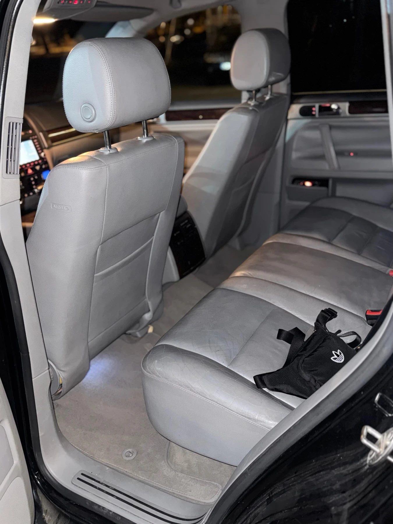 VW Touareg 3.0 TDI V6 | Mobile.bg   6