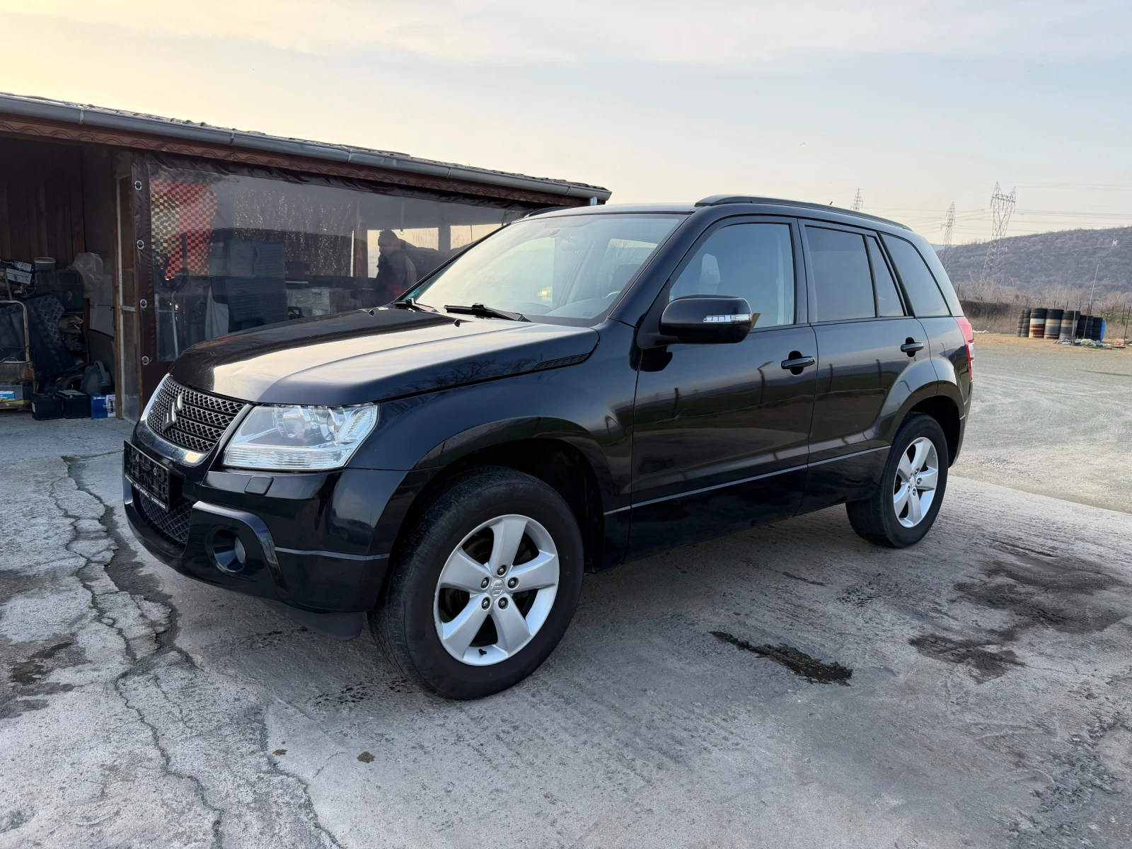 Suzuki Grand vitara 2.4. 4x4, снимка 3 - Автомобили и джипове - 53711827