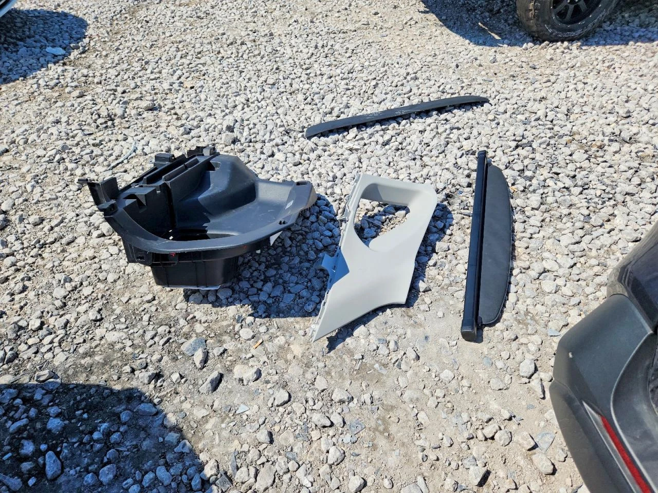 Toyota Rav4 2.5l Xle, снимка 13 - Автомобили и джипове - 54323660