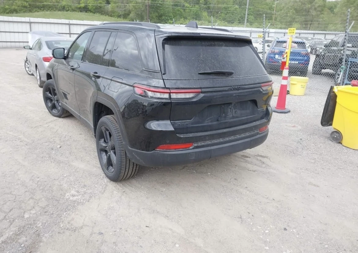 Jeep Grand cherokee LIMITED 4X4, снимка 3 - Автомобили и джипове - 54630446