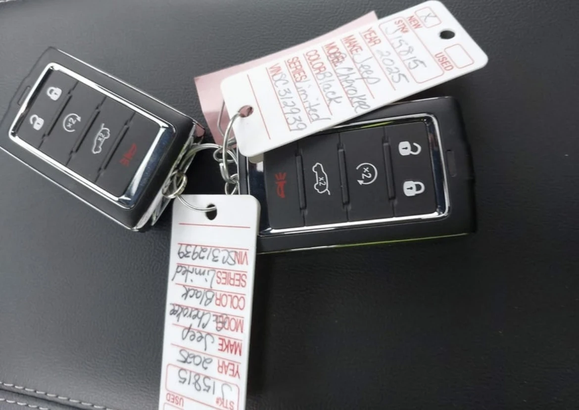 Jeep Grand cherokee LIMITED 4X4, снимка 17 - Автомобили и джипове - 54630446