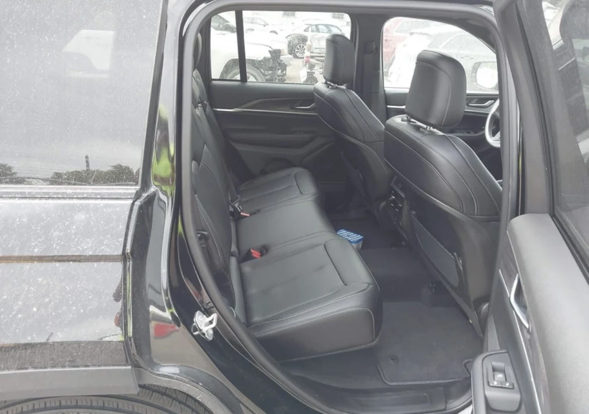Jeep Grand cherokee LIMITED 4X4, снимка 10 - Автомобили и джипове - 54630446