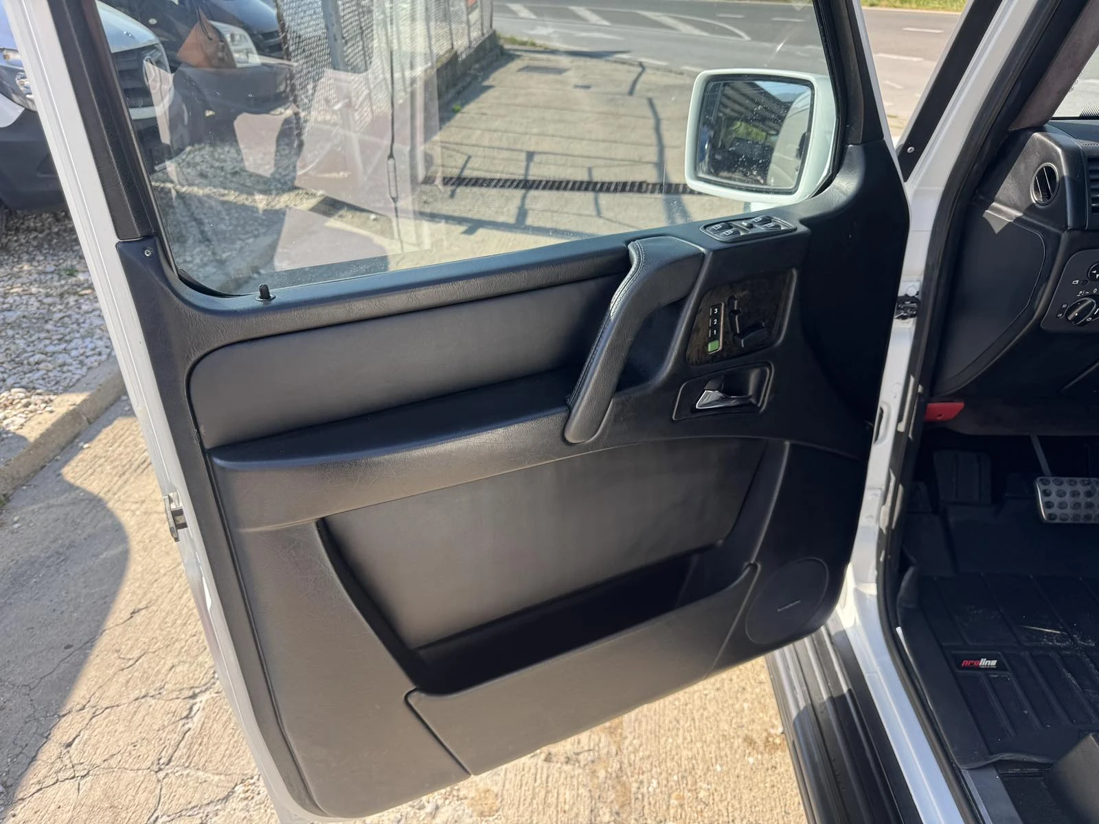 Mercedes-Benz G 55 AMG KOMPRESSOR, БАРТЕР!!!, снимка 10 - Автомобили и джипове - 55099578