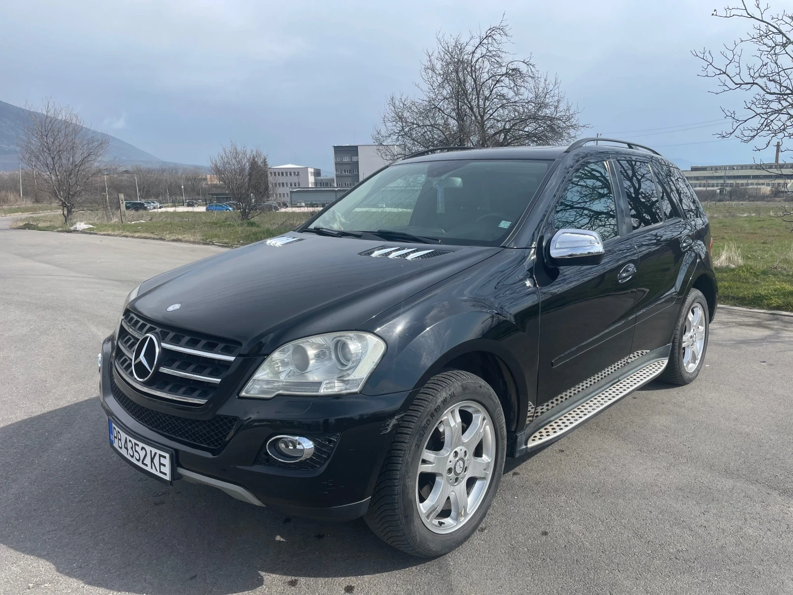 Mercedes-Benz ML 320, снимка 3 - Автомобили и джипове - 55282080