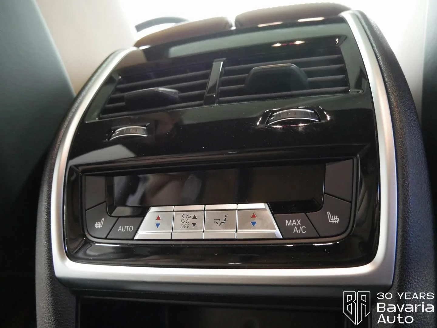 BMW X6 M Competition Sportautomatic, снимка 13 - Автомобили и джипове - 56302710