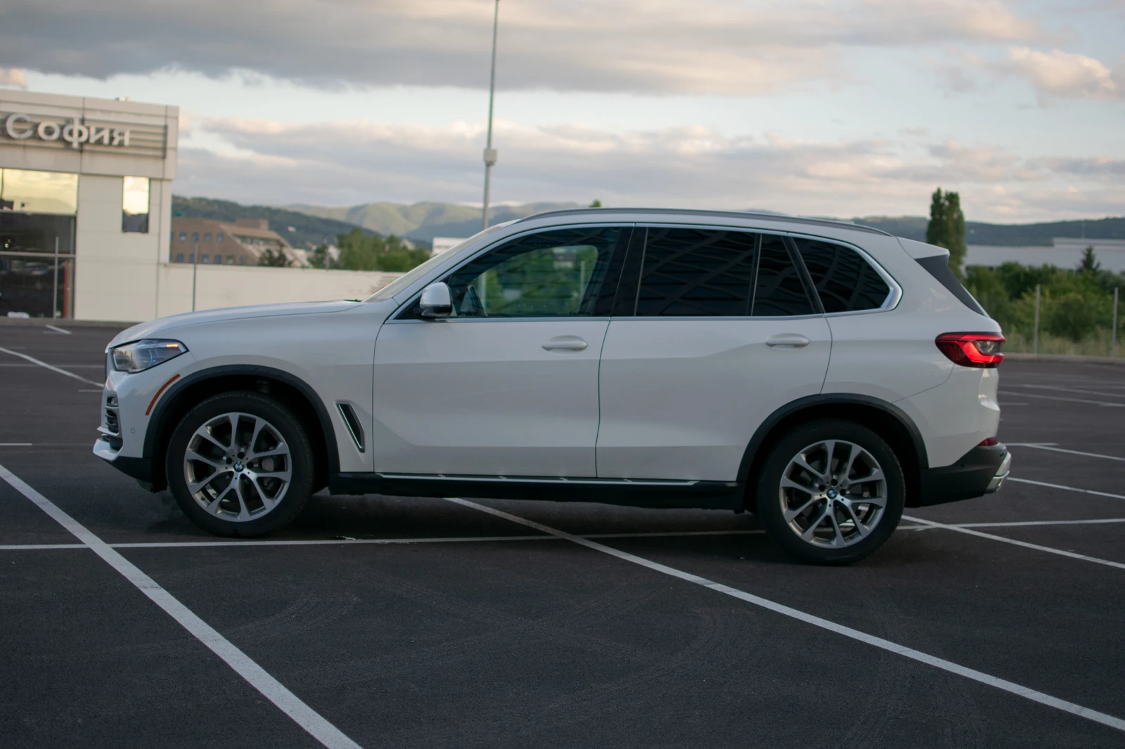 BMW X5 40i xDrive, снимка 4 - Автомобили и джипове - 56405792