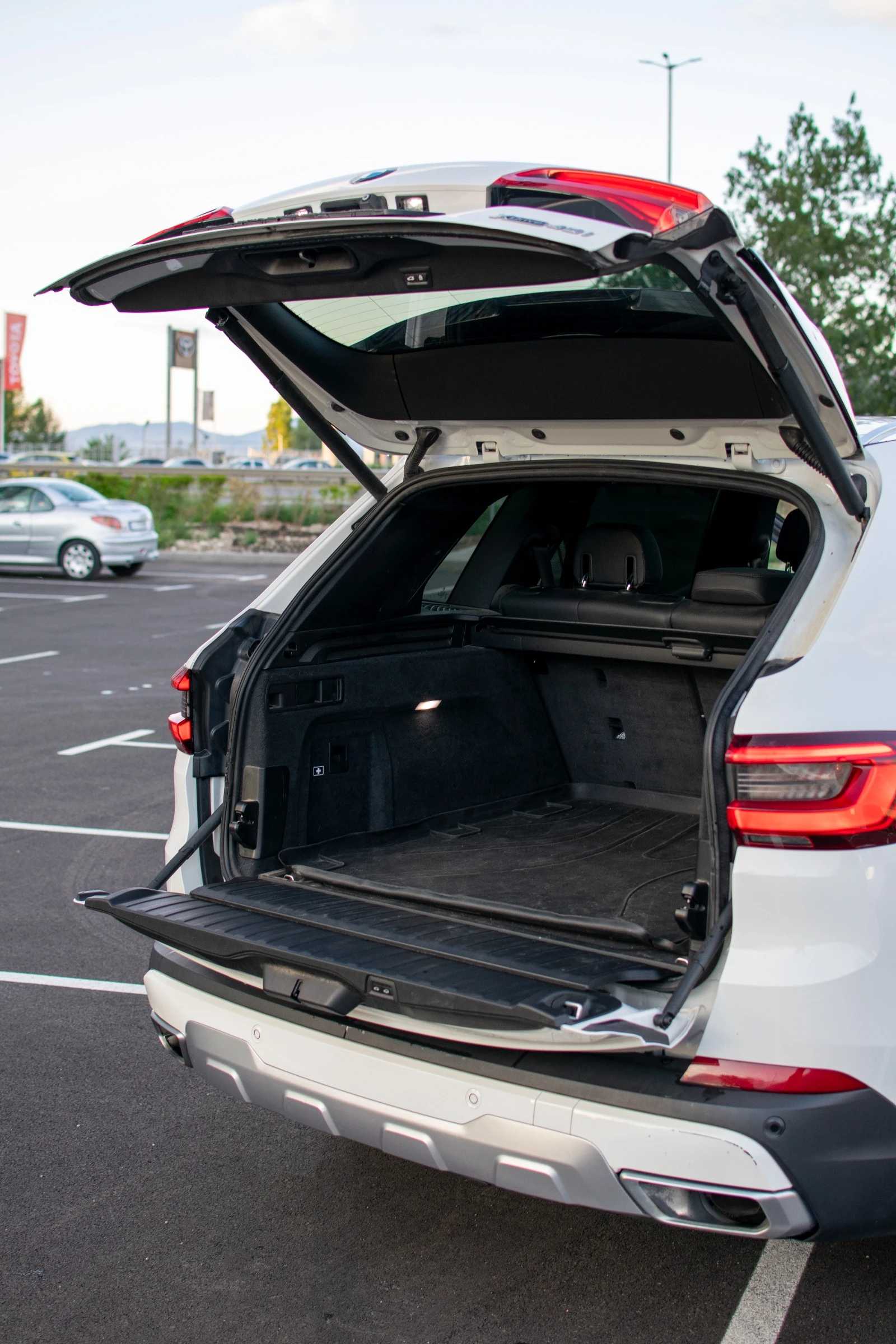 BMW X5 40i xDrive, снимка 14 - Автомобили и джипове - 56405792