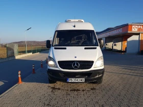Mercedes-Benz 313 2.2CDI ХЛАДИЛЕН, снимка 2