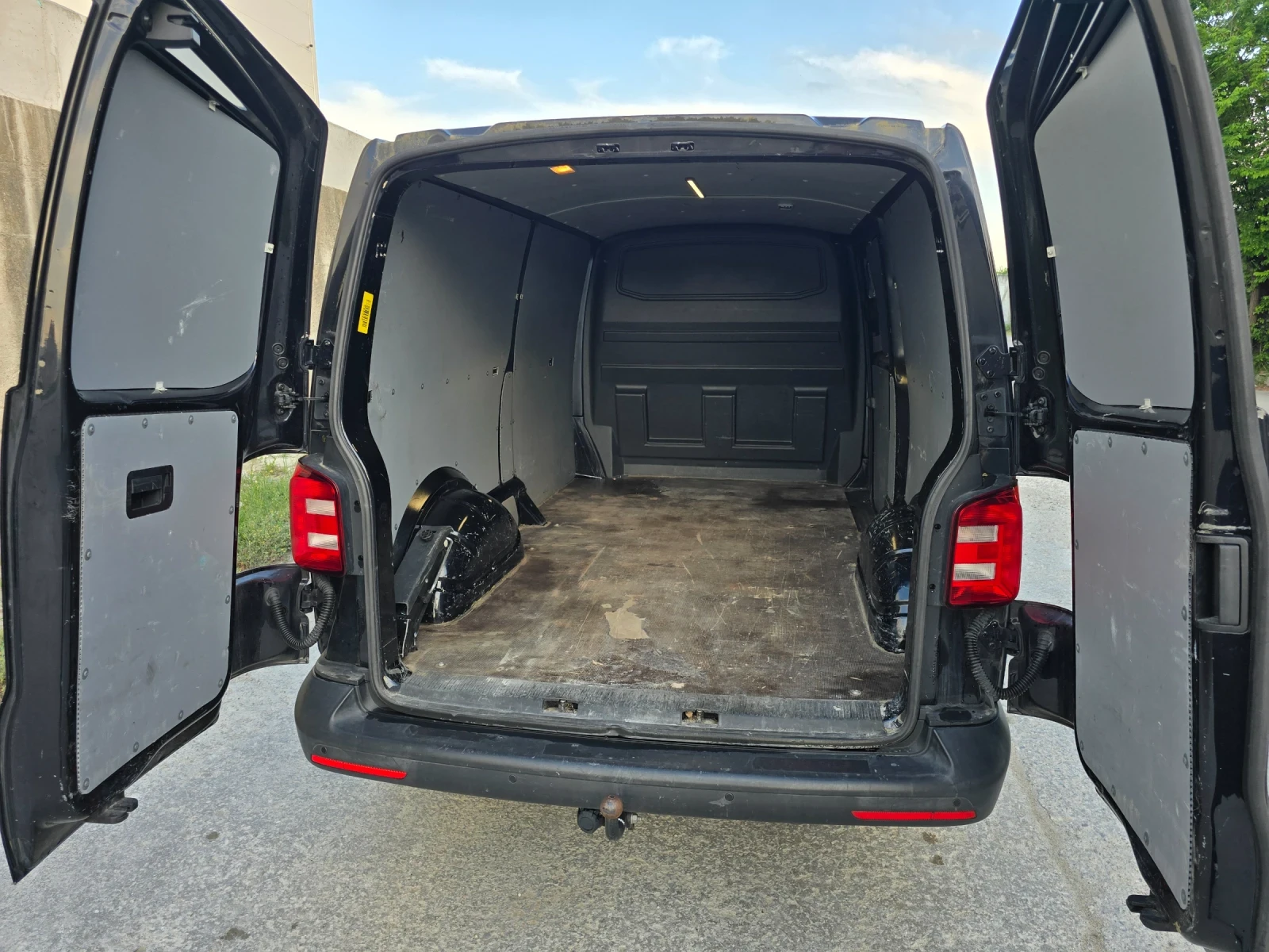 VW T6 2.0 TDI L2H2 Highline, снимка 14 - Бусове и автобуси - 54495642
