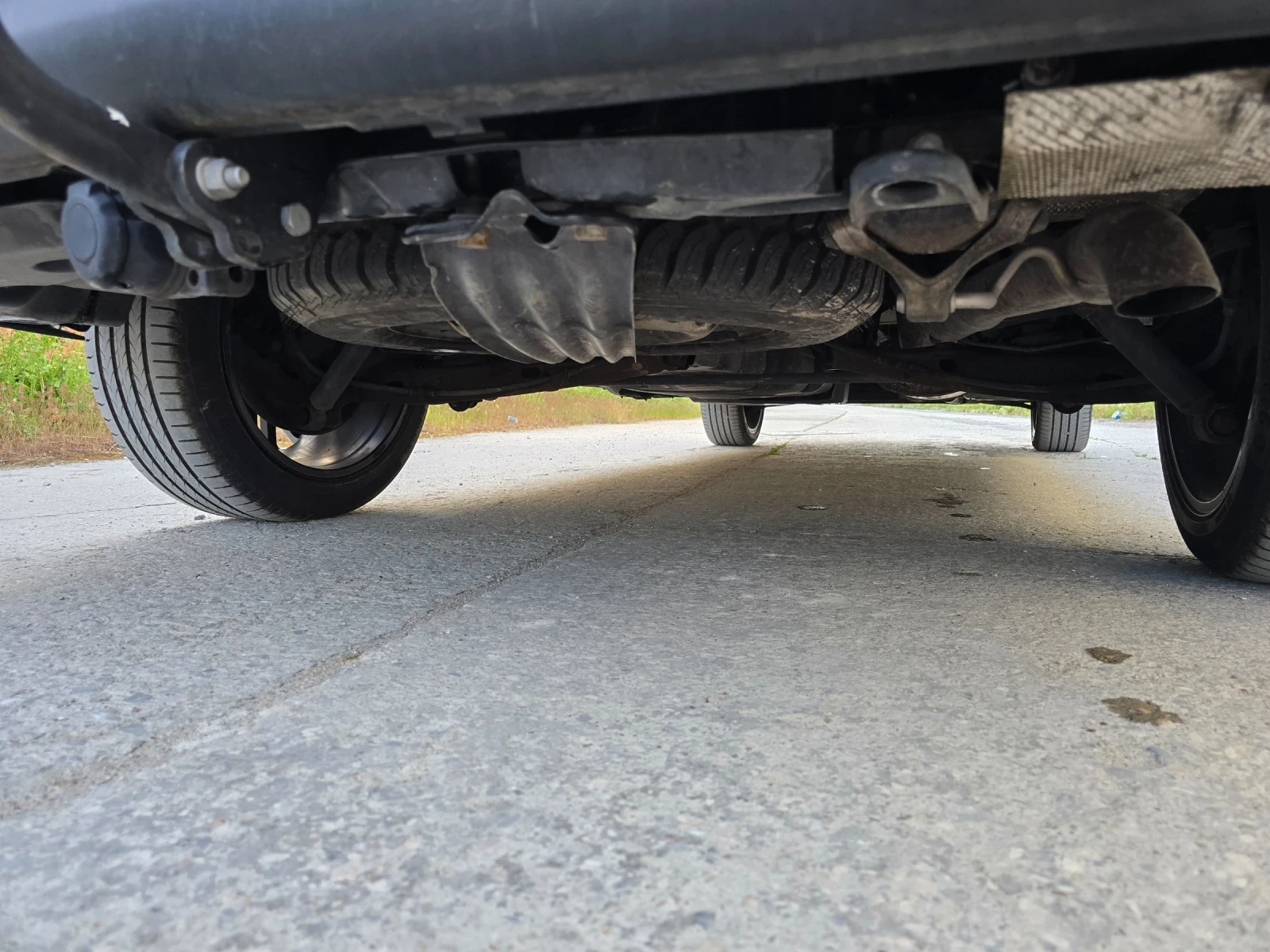 VW T6 2.0 TDI L2H2 Highline, снимка 13 - Бусове и автобуси - 54495642