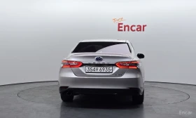 Toyota Camry * HYBRID* XLE* КОЖА* ПОДГРЕВ* ШИБИДАХ* КАМЕРА* , снимка 4