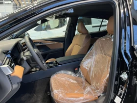 Toyota Camry 2.5H Luxury, снимка 11