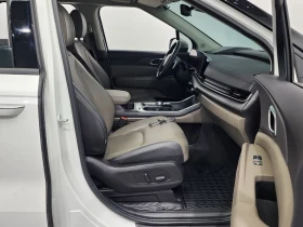 Kia Carnival 3.5 L Automatic, снимка 11